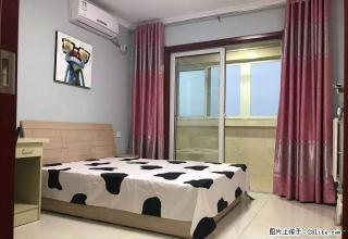 (单间出租)(主卧)小寨赛格东八里 纬一街地铁口 全女神合租 精装月付 - 西安28生活网 xa.28life.com