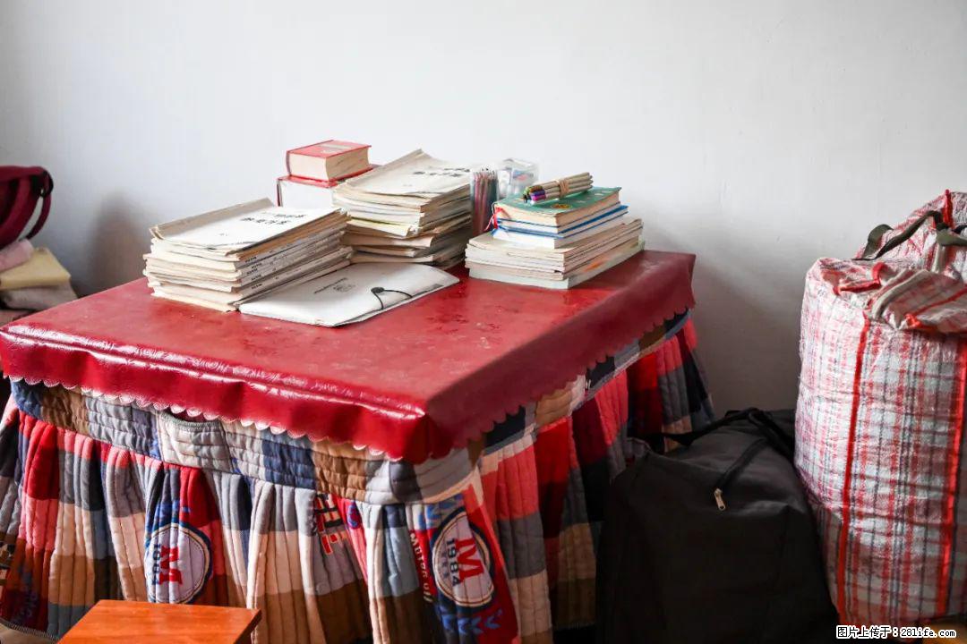 全网追的“扁担女孩”,找了一份暑假工,时薪12元 - 西安生活资讯 - 西安28生活网 xa.28life.com